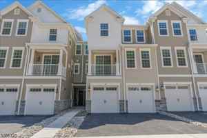 featured image of 219 Myrtle Rd