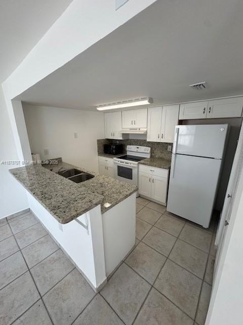 6845 Southwest 45th Lane #8 - Photo 3 of 14