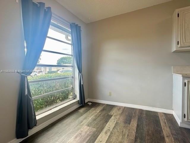 8793 Warwick Dr #8793 - Photo 4 of 30