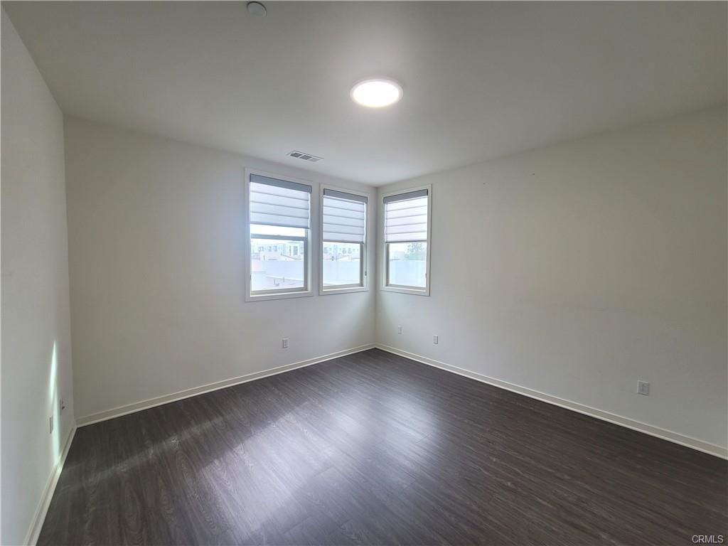 19504 Empire Lane - Photo 2 of 8