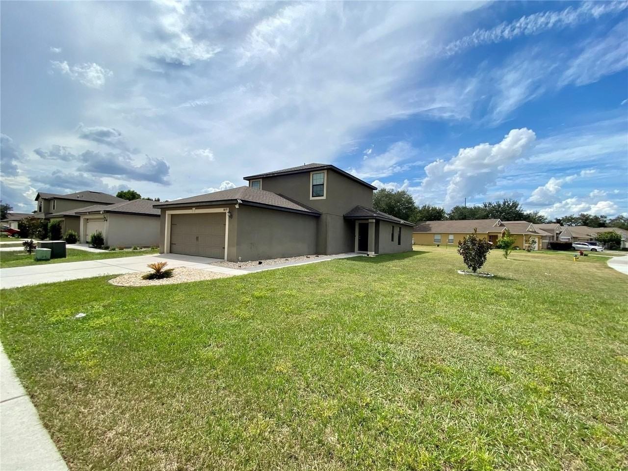 8659 Silverbell Loop - Photo 2 of 36