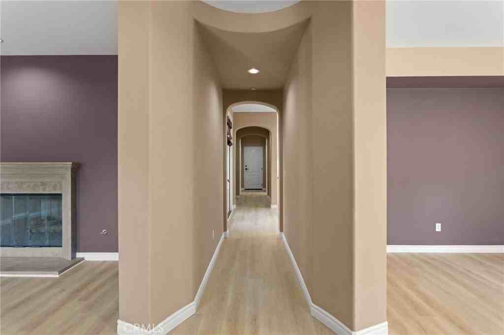 89 Chantilly - Photo 5 of 38