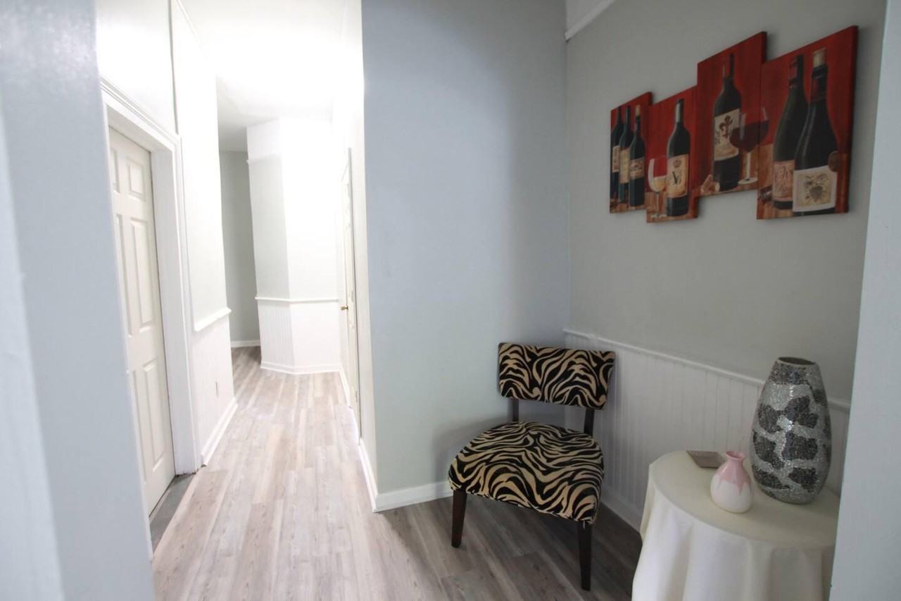 Druid Park Ave - Photo 3 of 7