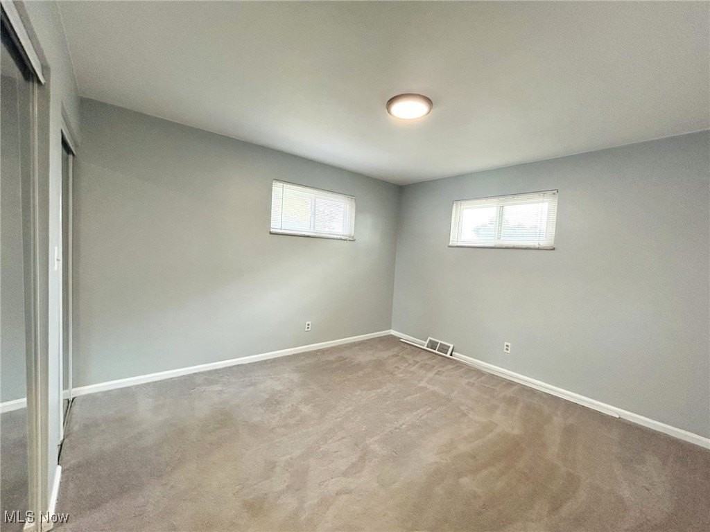 424 Lee Road - Photo 6 of 12