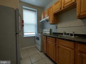 307 Dolphin St #1F - Photo 1 of 1