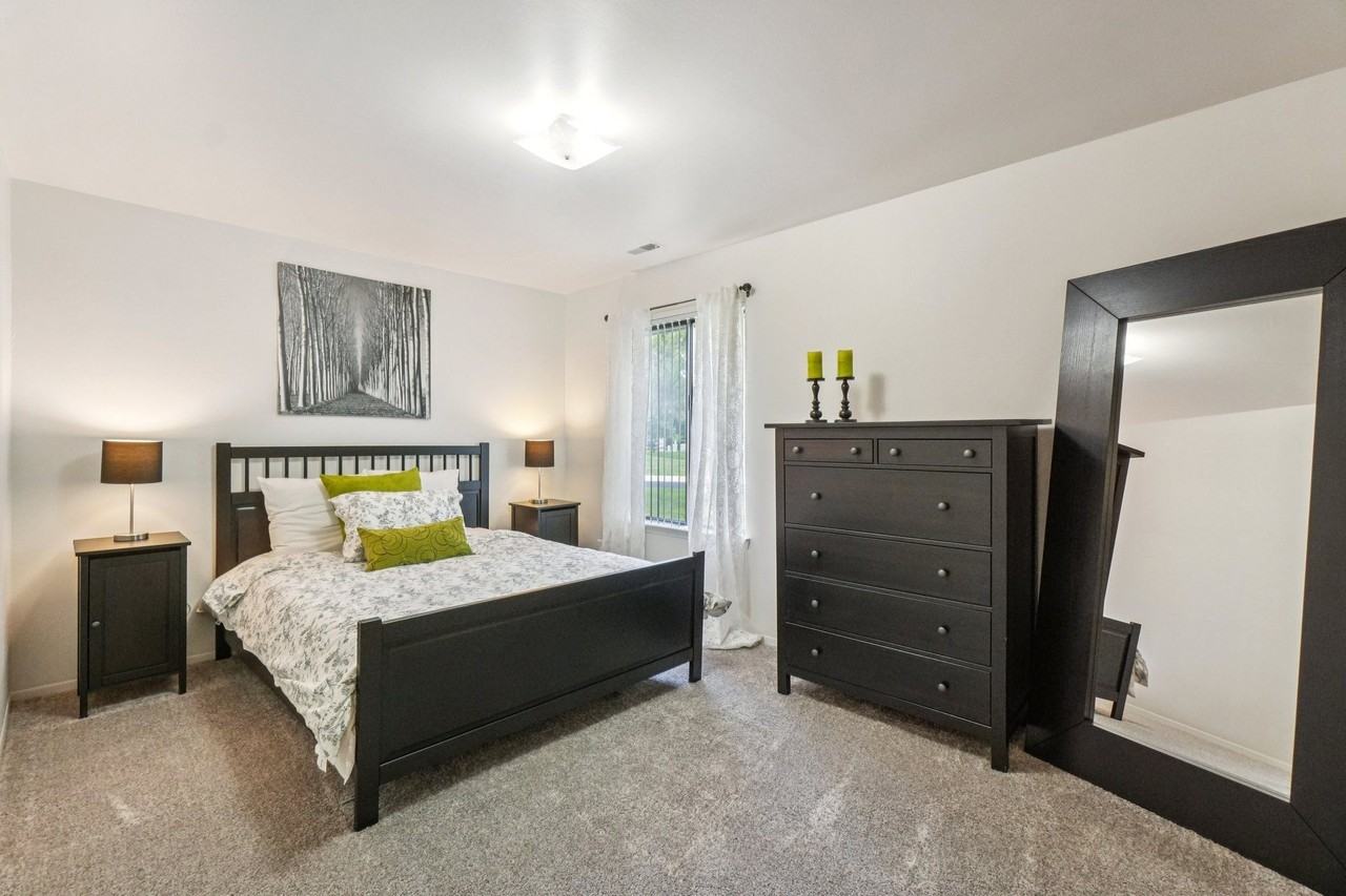 Eastwood Village Apartments - Photo 4 of 50