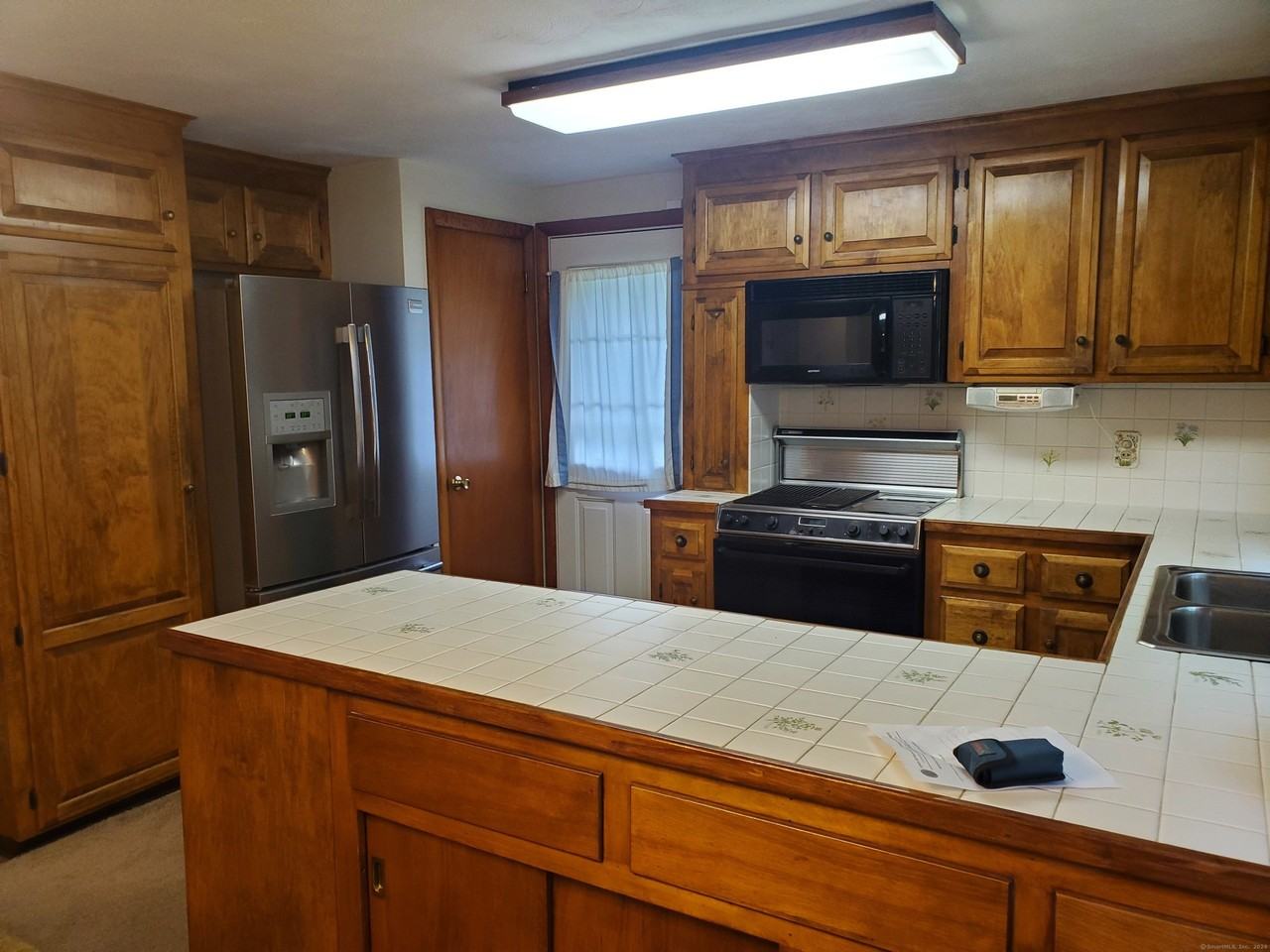 61 Grant Rd - Photo 3 of 12