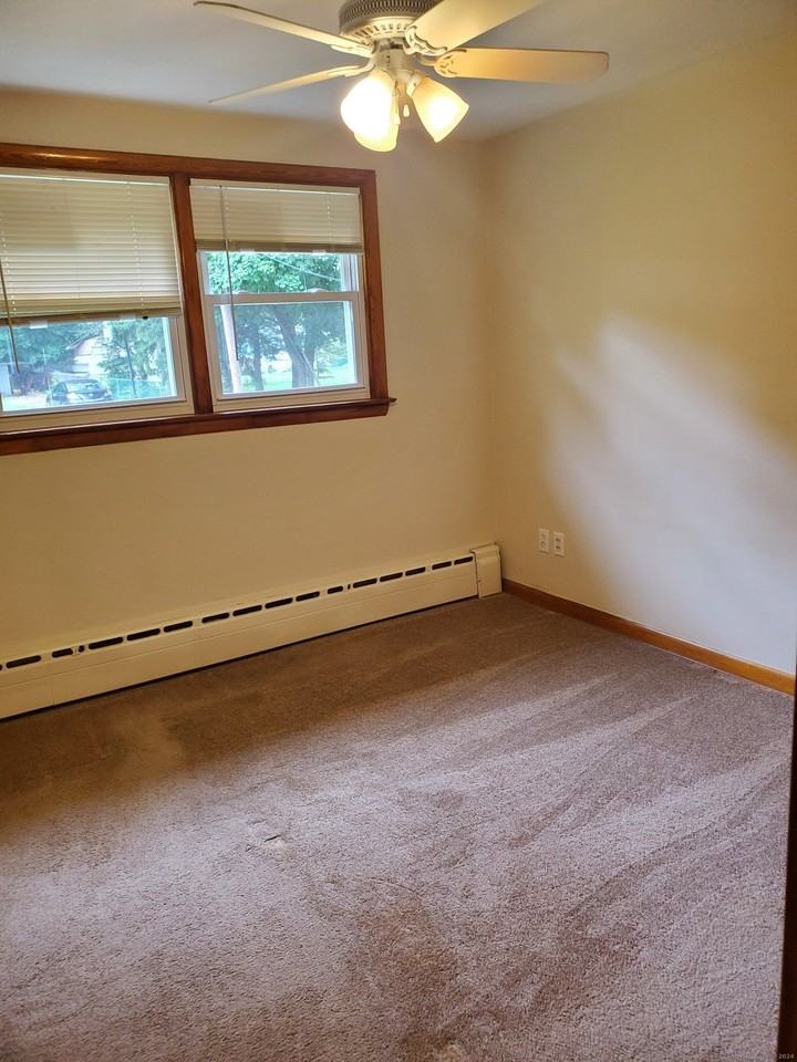 61 Grant Rd - Photo 7 of 12