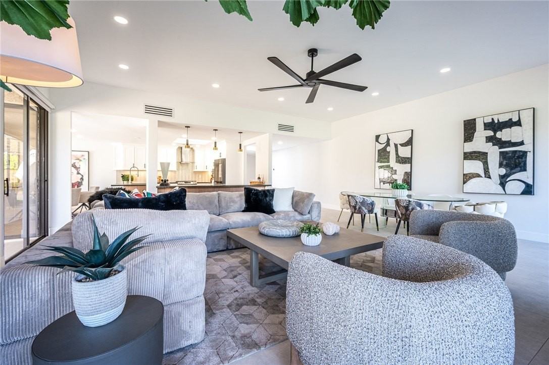 21 Dartmouth Drive - Photo 2 of 27