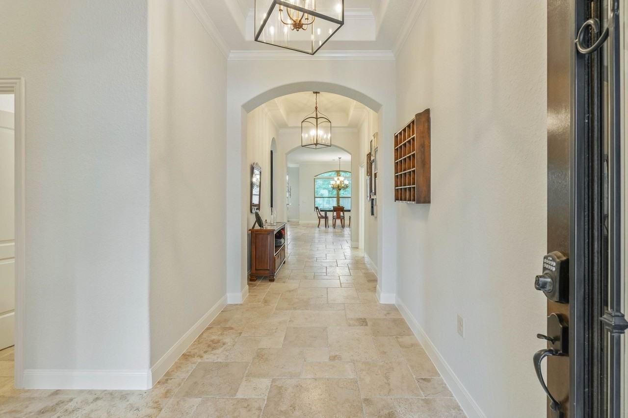 3 Jaspers Pl - Photo 4 of 30