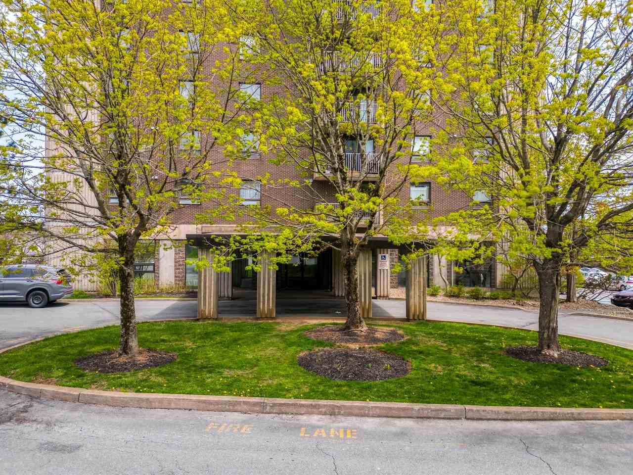 290 King Andrew'S Tower #1203 - Photo 4 of 9