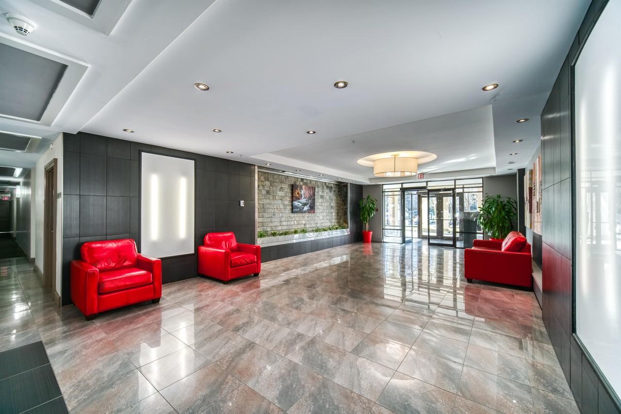 333 Apartment Building #611 - Photo 5 of 26