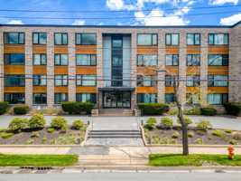 featured image of 1585 - 1585 Oxford St. #107