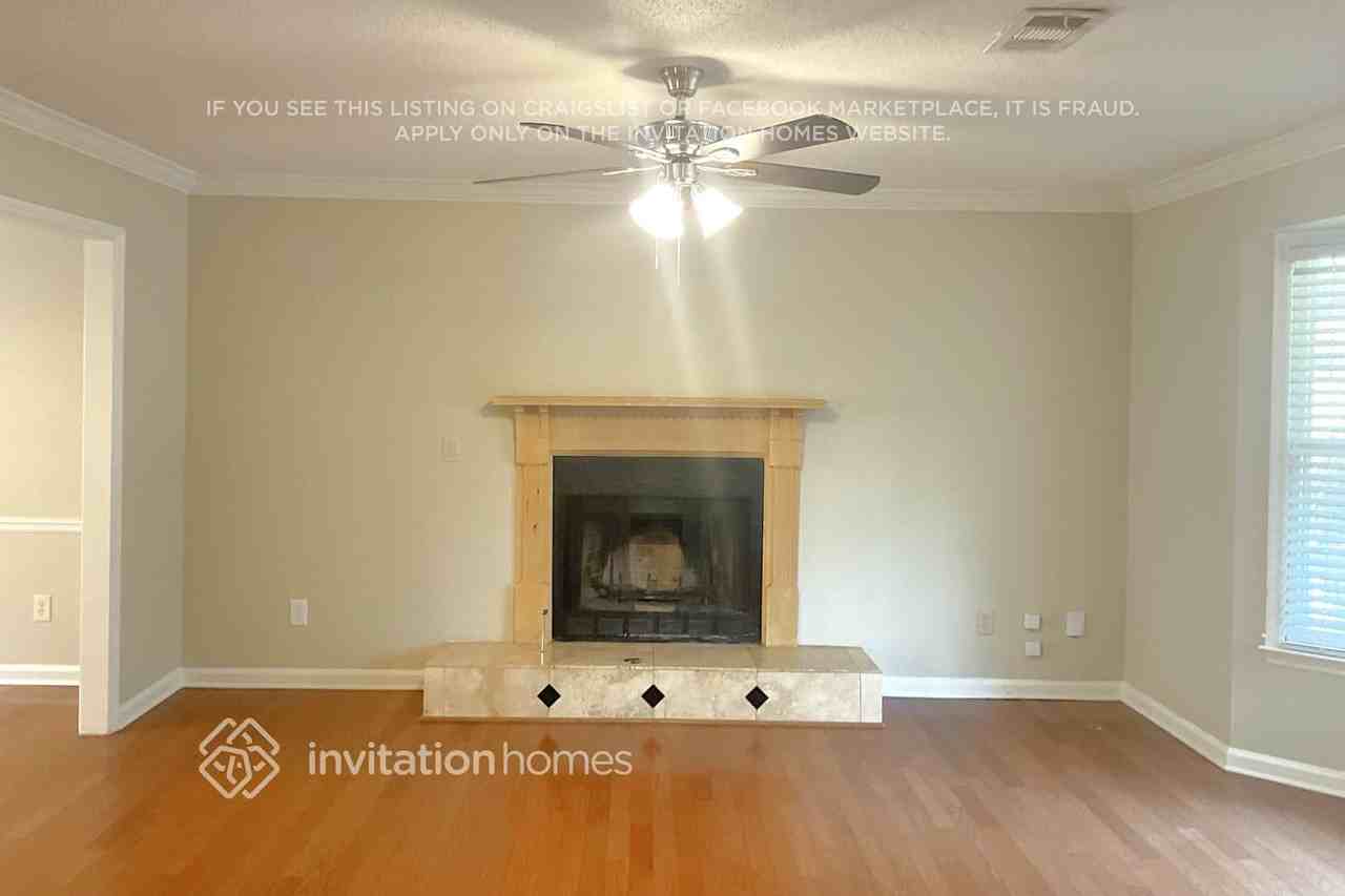 230 Leigh Kay Drive - Photo 4 of 16