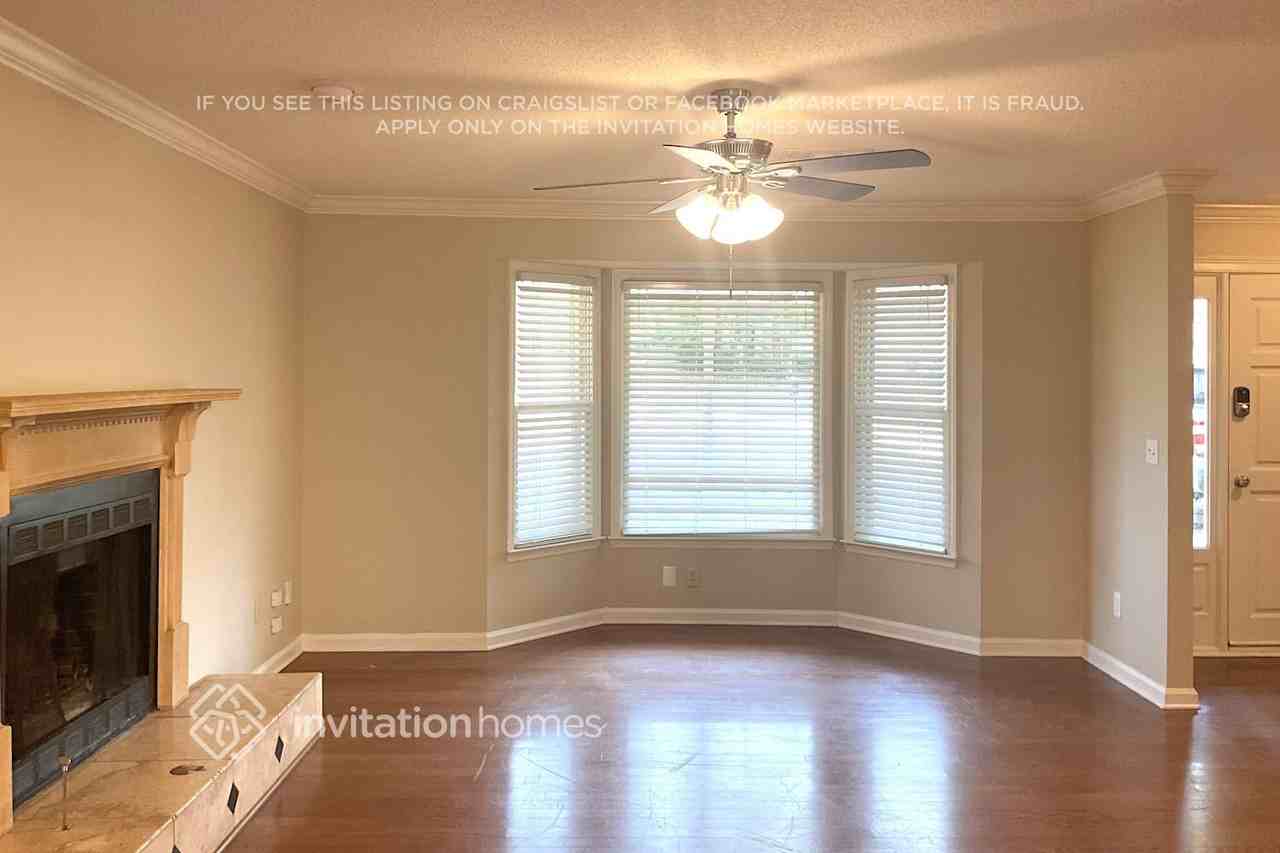 230 Leigh Kay Drive - Photo 5 of 16