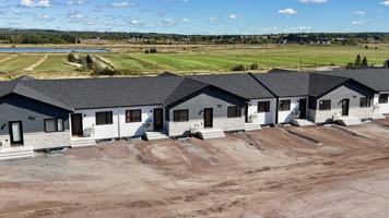 featured image of 429 Rue Centrale