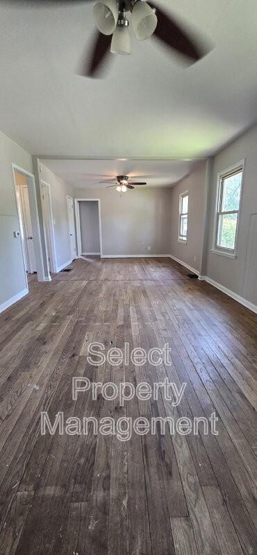 1743 Rosemont Dr - Photo 2 of 28