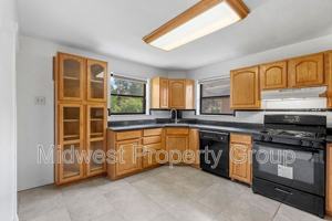 featured image of 4452 Eminence Ave