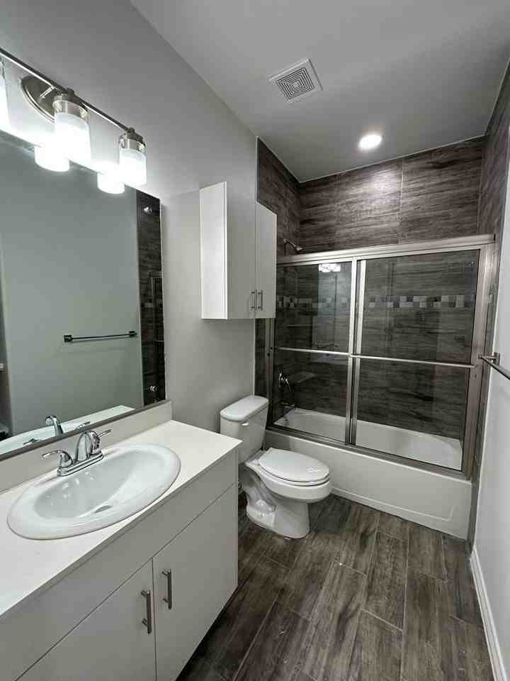 302 Sylvia Handy Drive - Photo 3 of 19