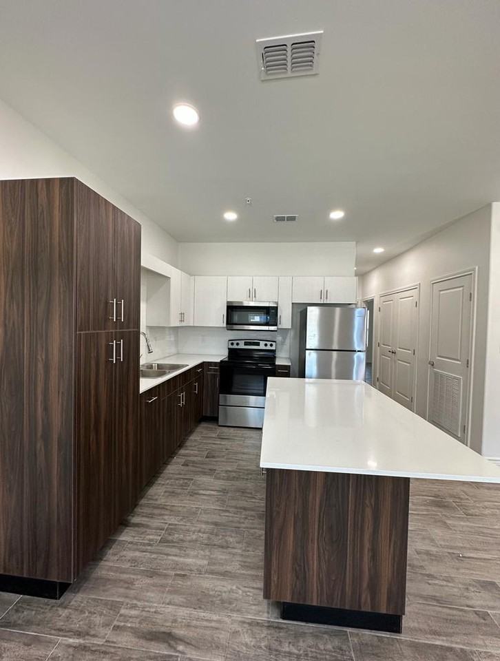 302 Sylvia Handy Drive - Photo 6 of 19