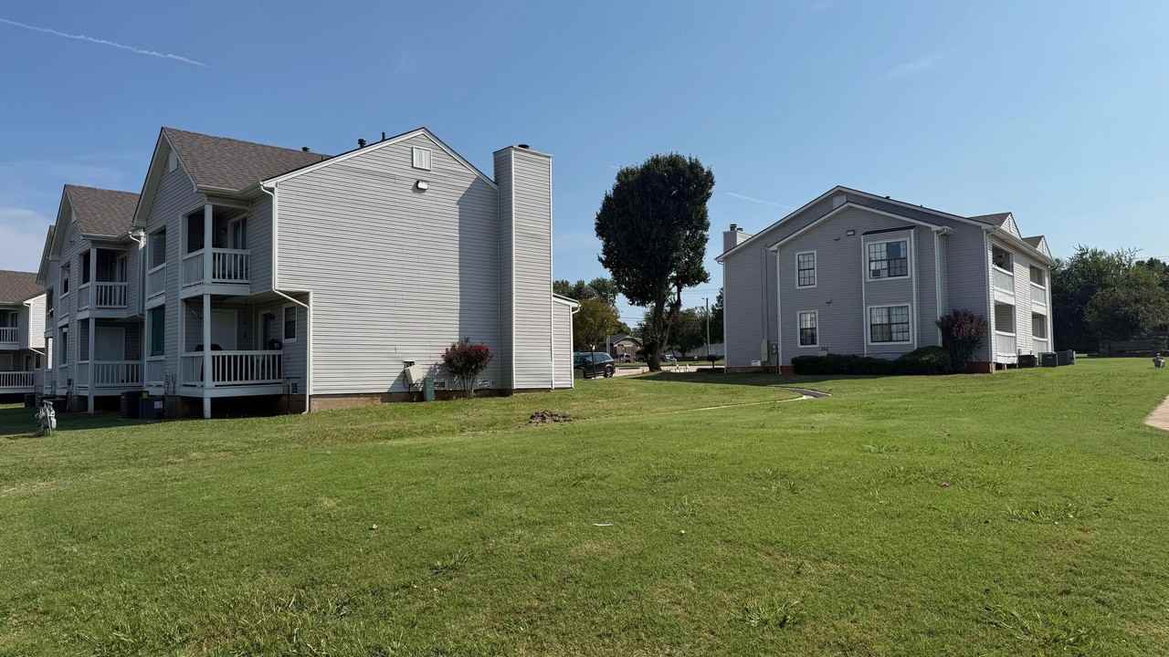 Victoria Park - Photo 2 of 32