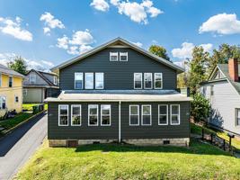 featured image of 210 Dewey St