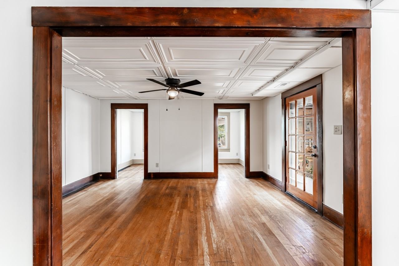 212 Dewey Street - Photo 7 of 18