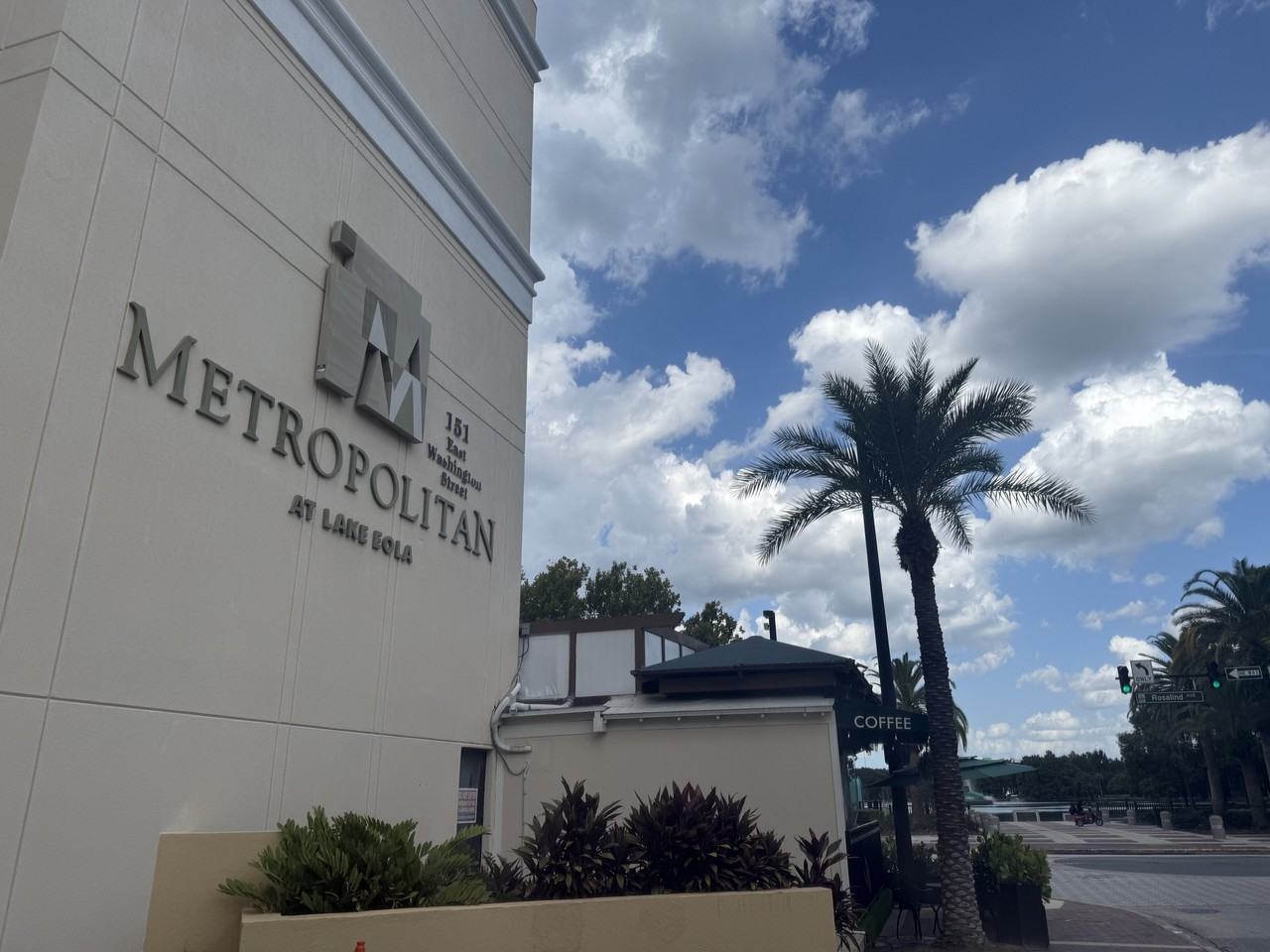 151 E Washington St #503