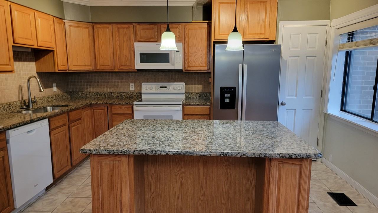 5438 Ring Dove Ln #D1-2 - Photo 3 of 8