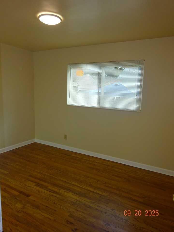 349 East Roosevelt Avenue #349 - Photo 5 of 14