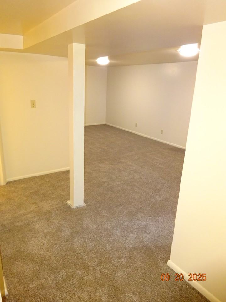 349 East Roosevelt Avenue #349 - Photo 7 of 14