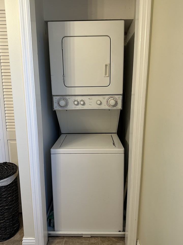 418 S Main St - Photo 2 of 7