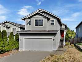 featured image of 10912 181st Avenue Pl E