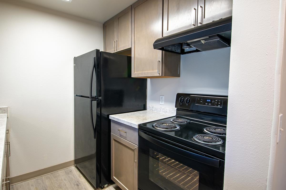 3128 S Mount Vernon St - Photo 6 of 12