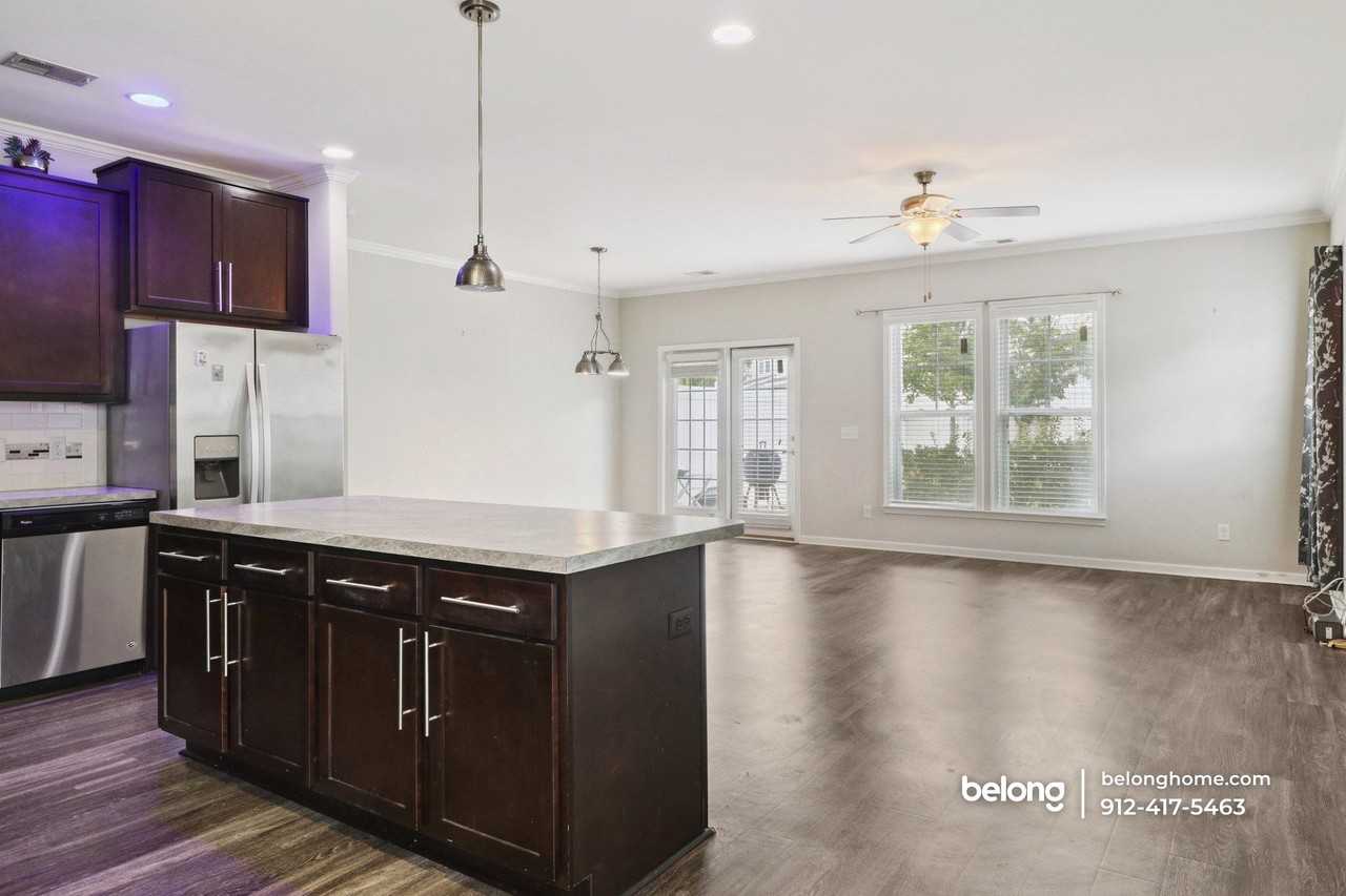 310 Sonoma Dr - Photo 2 of 17