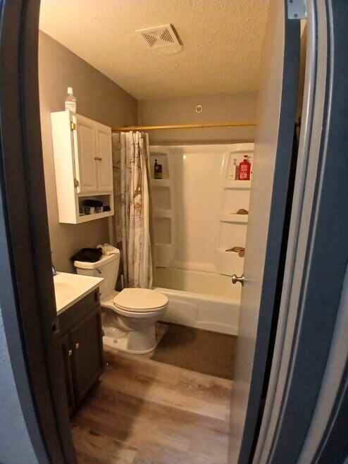 402 2nd St N #1 - Photo 2 of 6