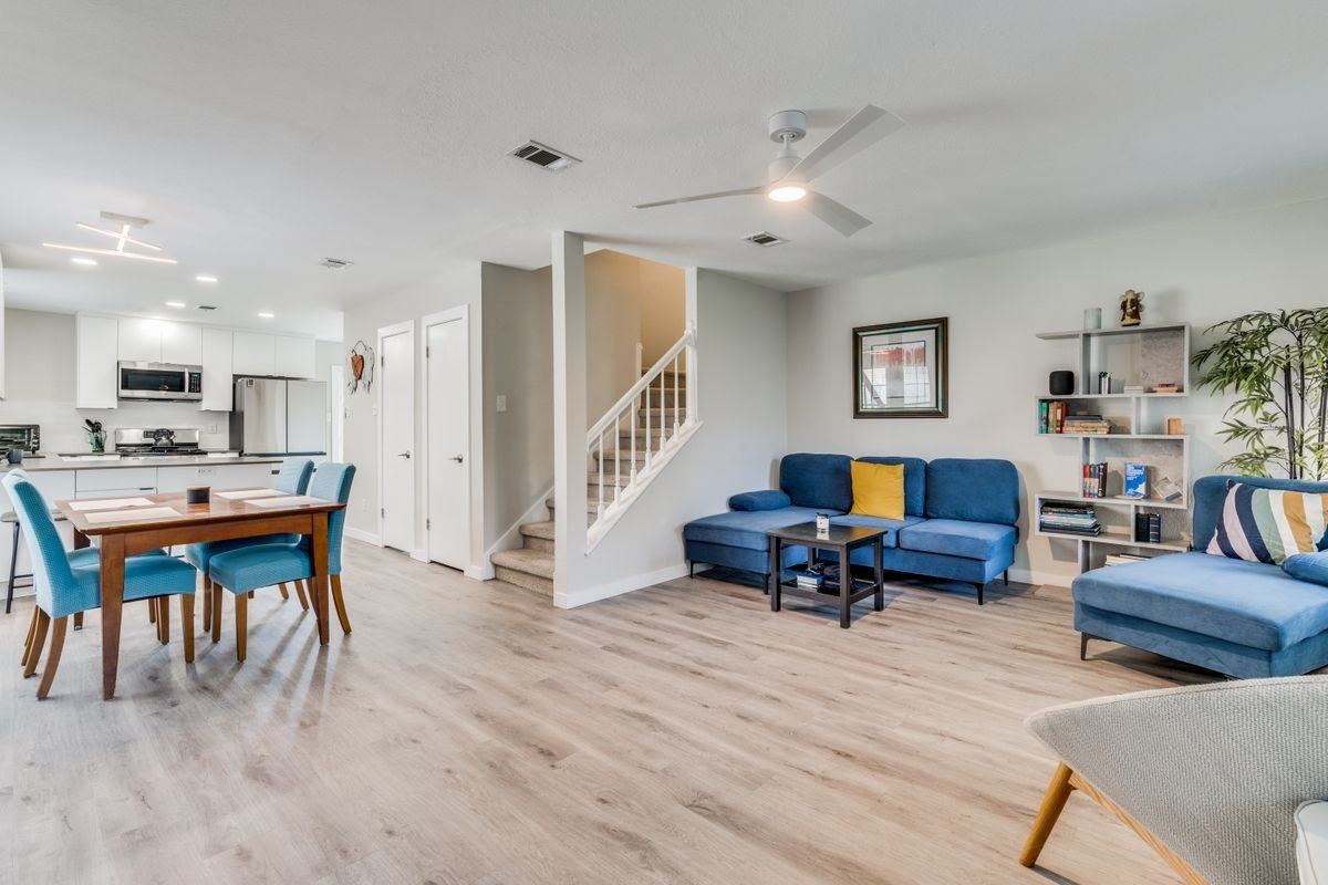 12325 Los Indios Trl ##6 - Photo 3 of 8