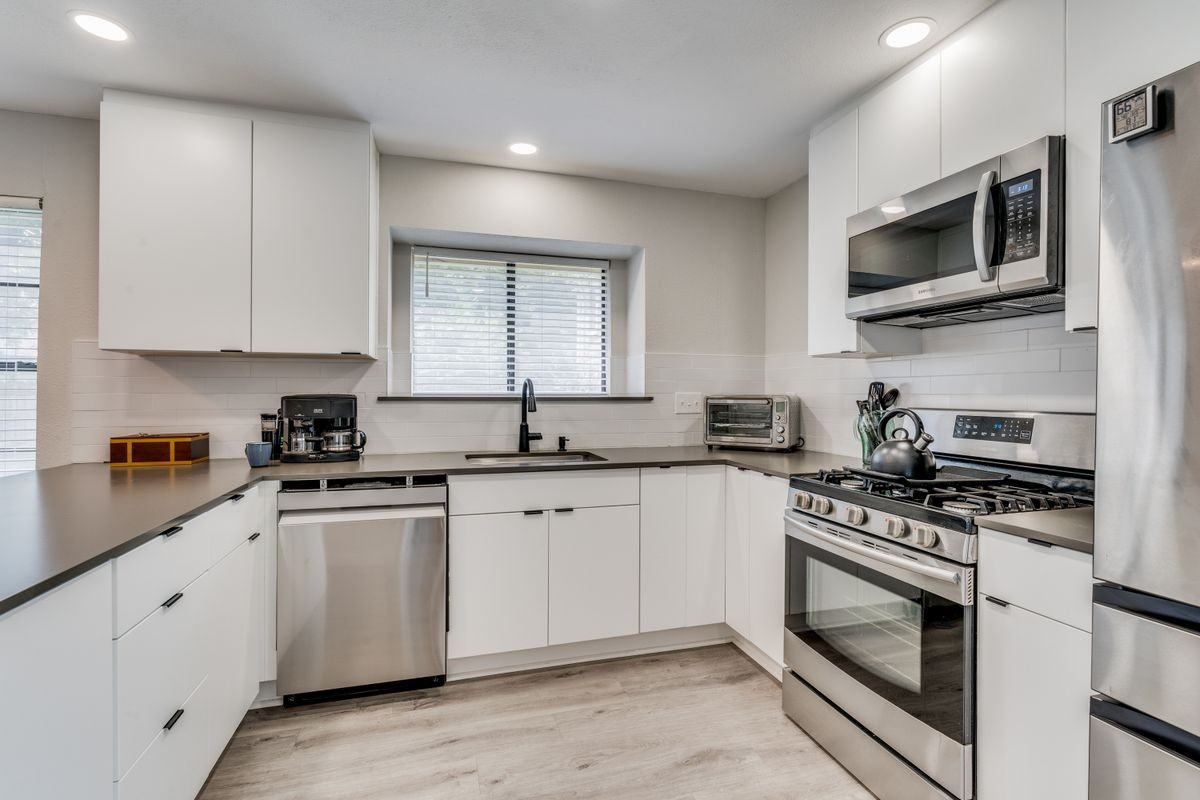 12325 Los Indios Trl ##6 - Photo 5 of 8