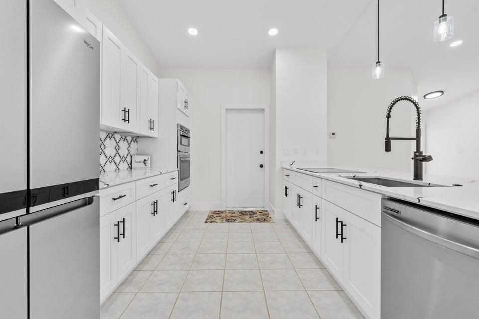 48 Bentwater Circle - Photo 6 of 24