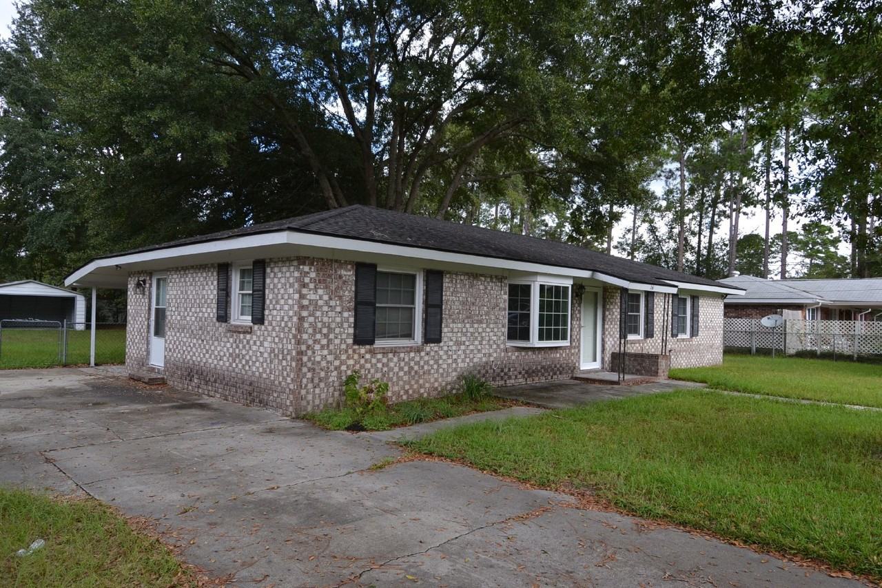 26 Dogwood St - Photo 2 of 16