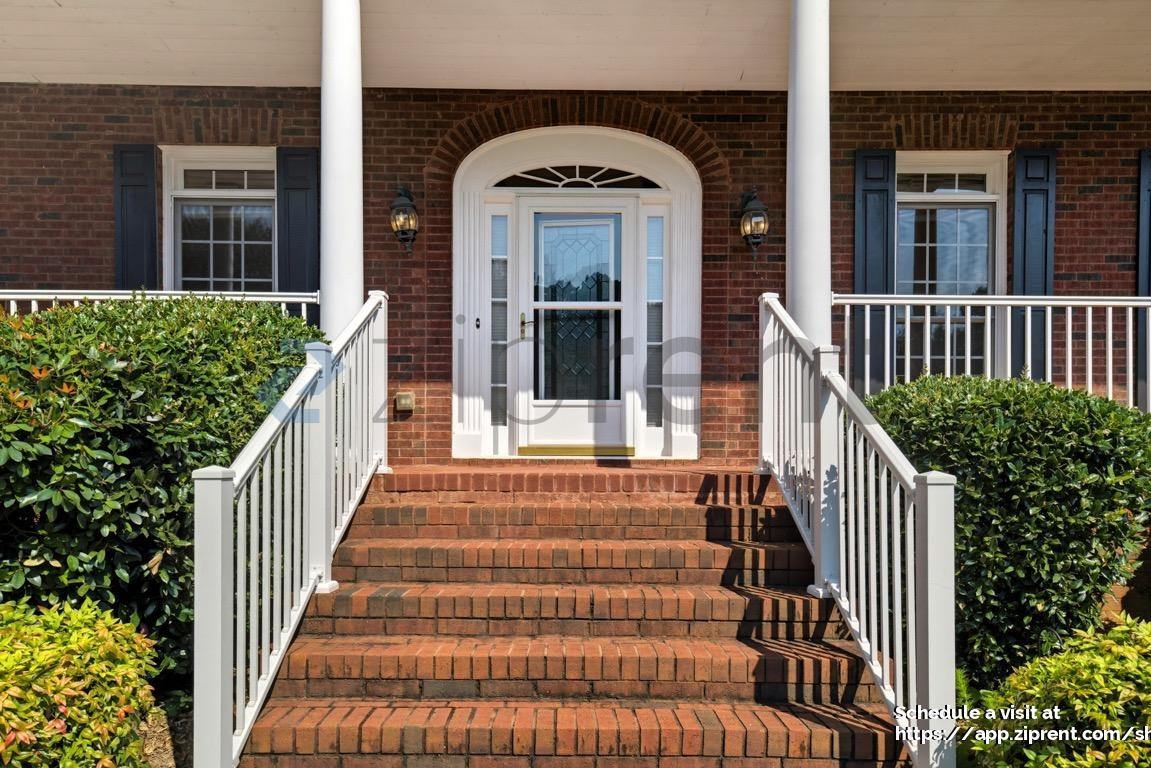126 Laurel Ridge Dr - Photo 4 of 46