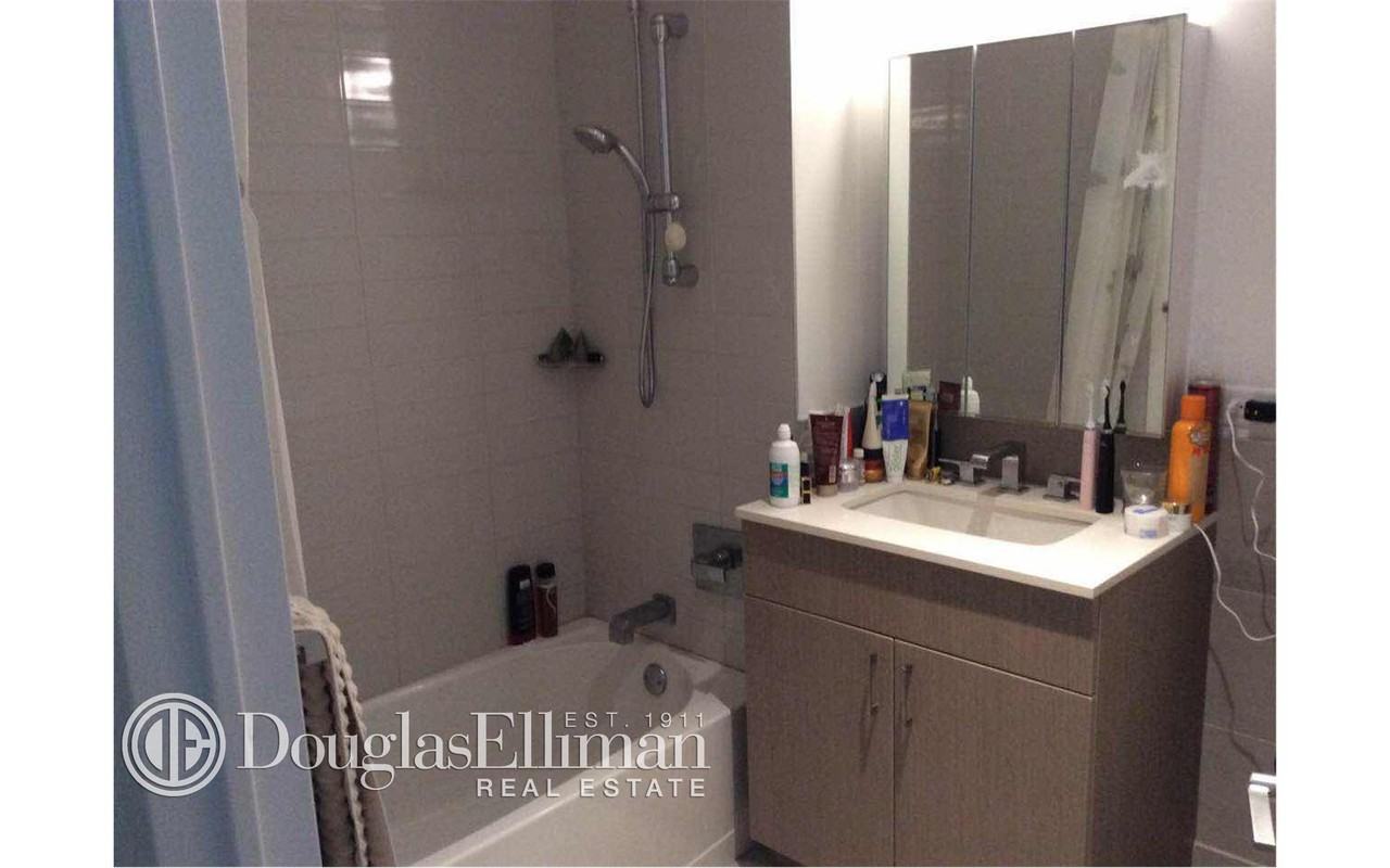 58-55 Junction Blvd 11L - Photo 3 of 7