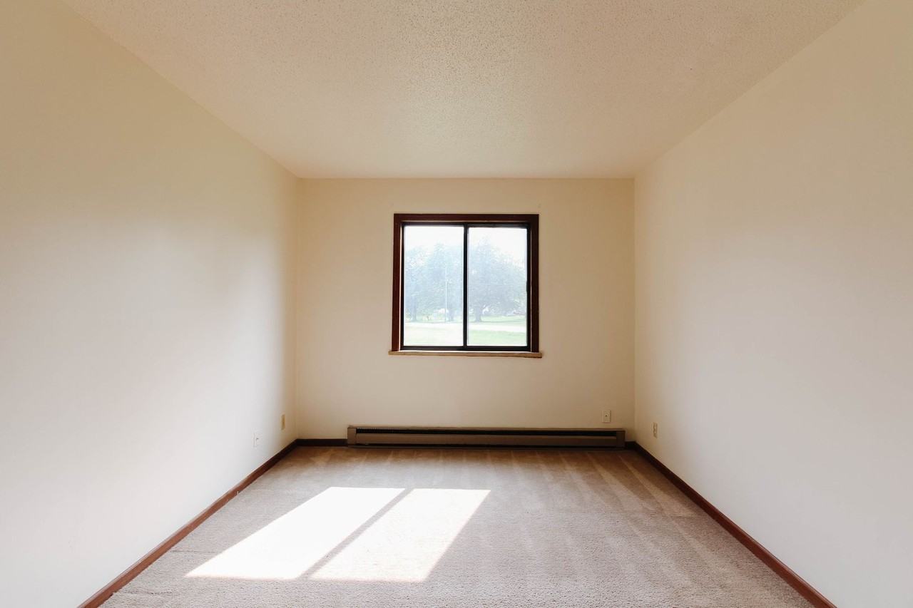400 Oak Trl - Photo 6 of 7