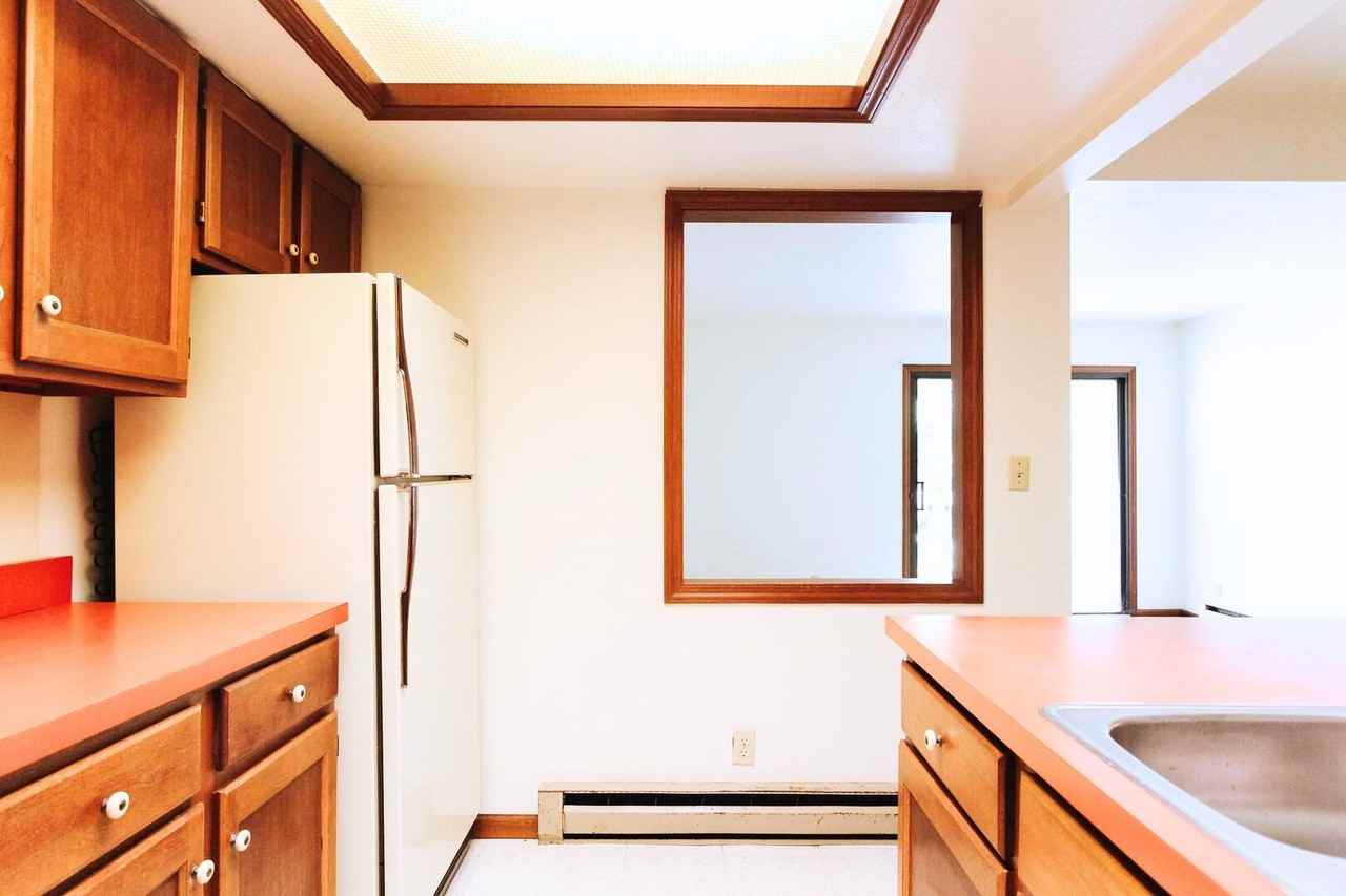 215 Lightning Hill Blvd - Photo 5 of 13
