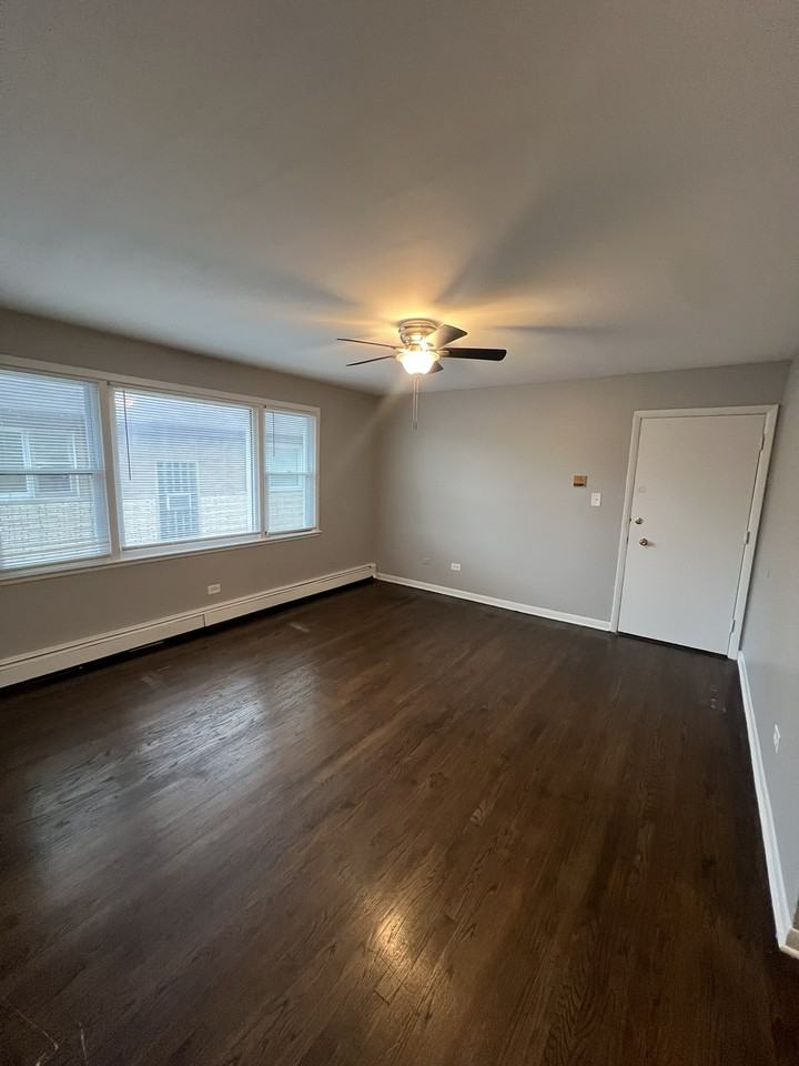2067 135th Pl #6 - Photo 3 of 10