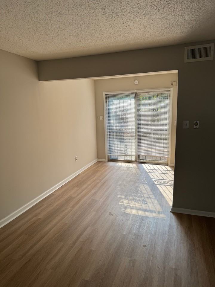 3053 Saint Cloud Pl #50 - Photo 3 of 15