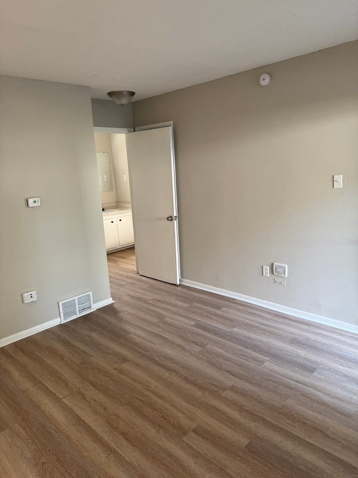 3053 Saint Cloud Pl #50 - Photo 6 of 15