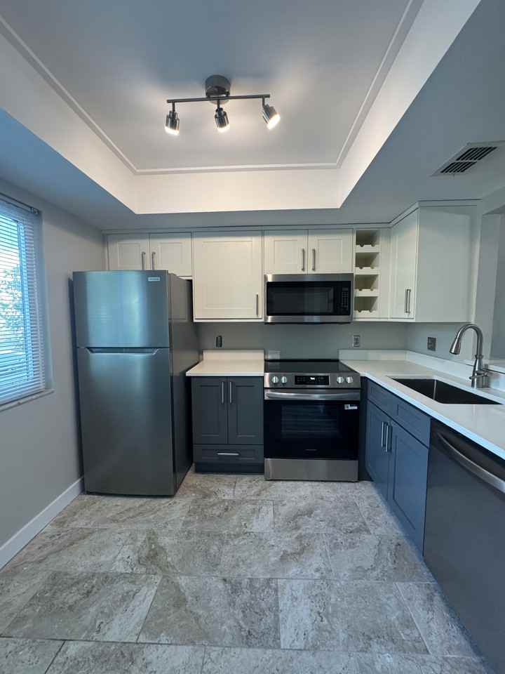 500 New York Ave #29 - Photo 2 of 43