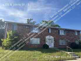 4205 N 104th St #5 - Photo 1 of 1