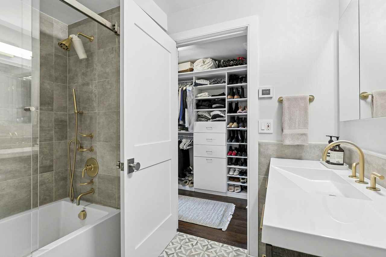 1441 3rd Ave #17C - Photo 5 of 7